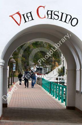 Via Casino walkway to the Catalina Casino on Catalina Island, California, USA.
