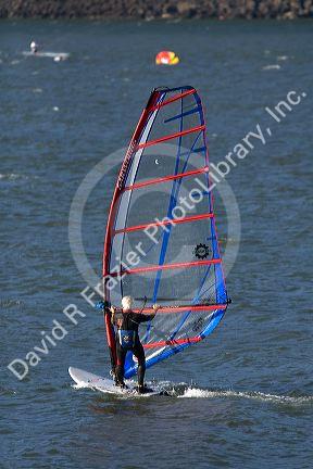 Windsurfing on the Columbia River at Hood River, Oregon, USA.