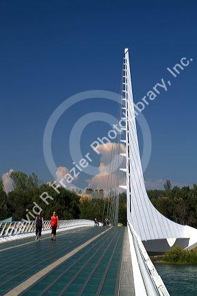 The Sundail Bridge at Turtle Bay spanning the Sacramento River in Redding, California, USA.