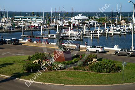 Wind in the Sails bronze sculpture by Kent Ullberg located on the bay at Corpus Christi, Texas, USA.
