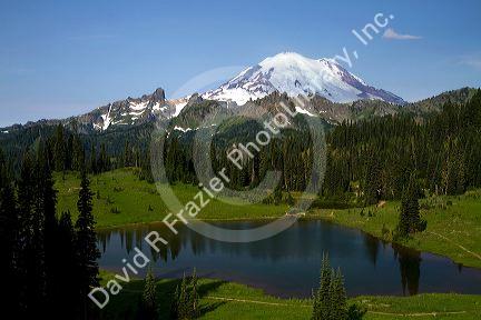 Tipsoo Lake and Mount Rainier at Mount Rainier National Park, Washington, USA.