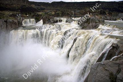 Shoshone Falls in the Snake River canyon near the city of Twin Falls, Idaho.
